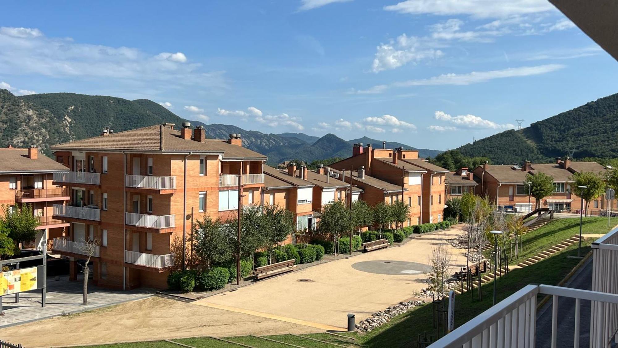 Apartament Acollidor Al Bergueda 6P Sant Jordi de Cercs Dış mekan fotoğraf