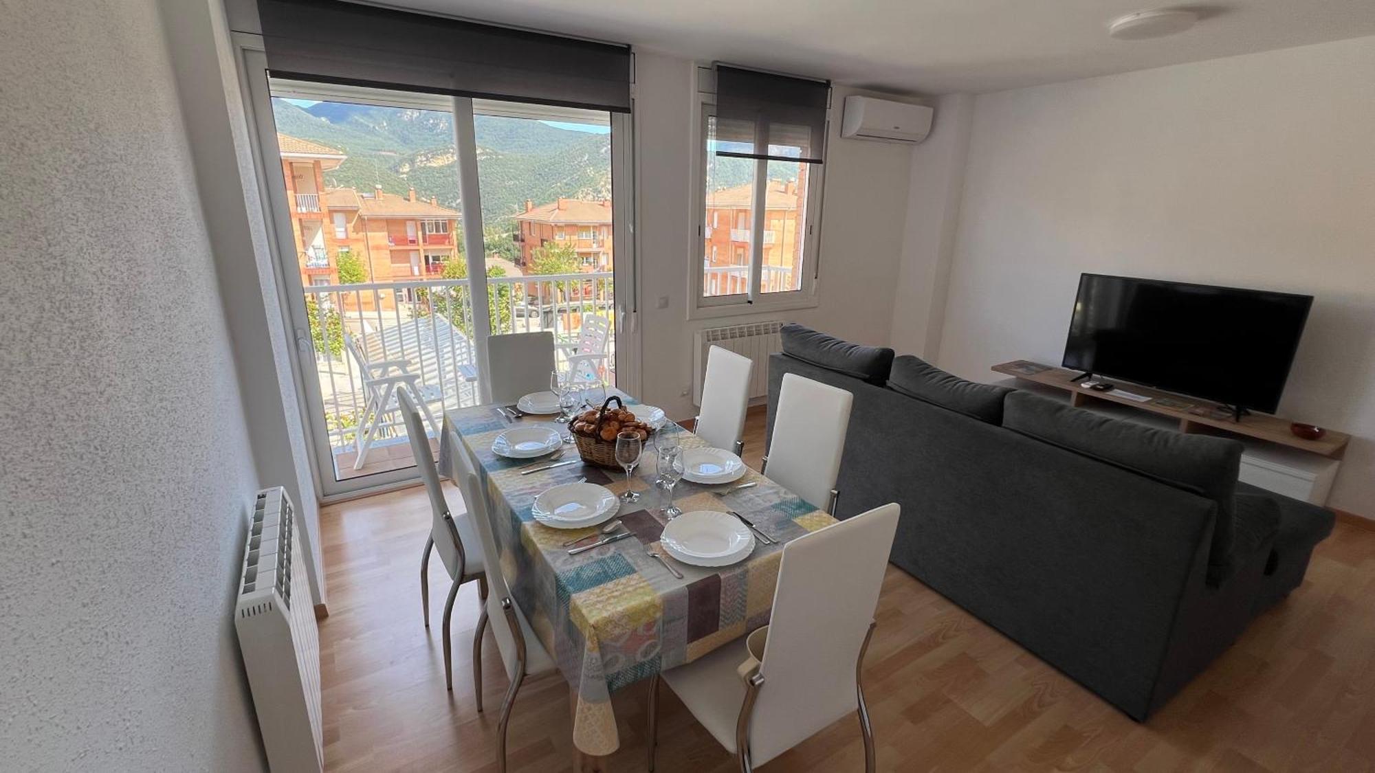 Apartament Acollidor Al Bergueda 6P Sant Jordi de Cercs Dış mekan fotoğraf